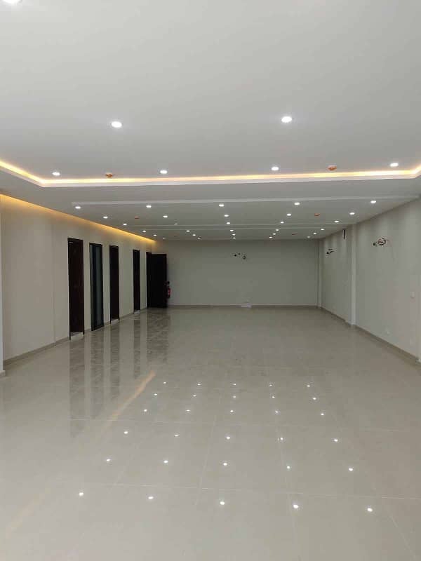 8-Marla 3rd Floor available for rent in dha Phase 6 CCA-1. 3