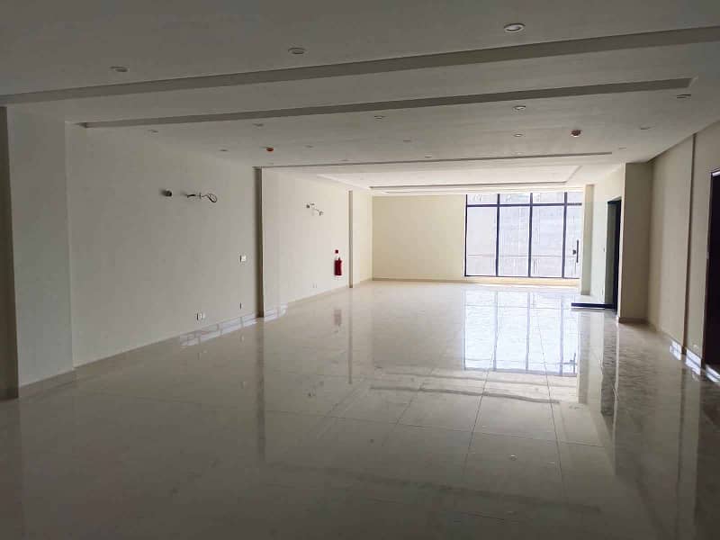 8-Marla 3rd Floor available for rent in dha Phase 6 CCA-1. 8