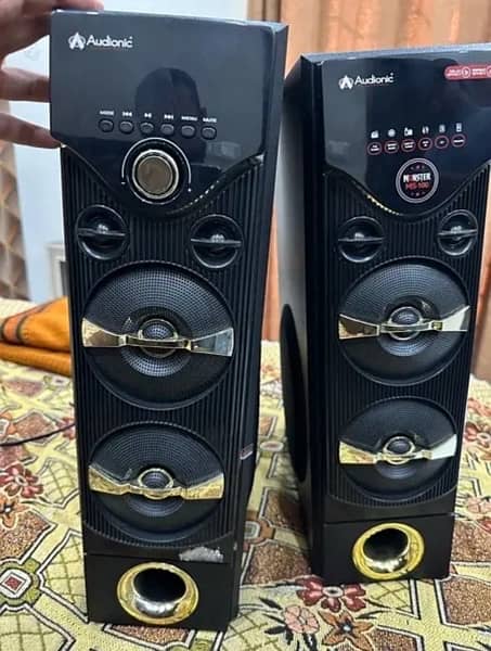 Audionic Monster speakers 1