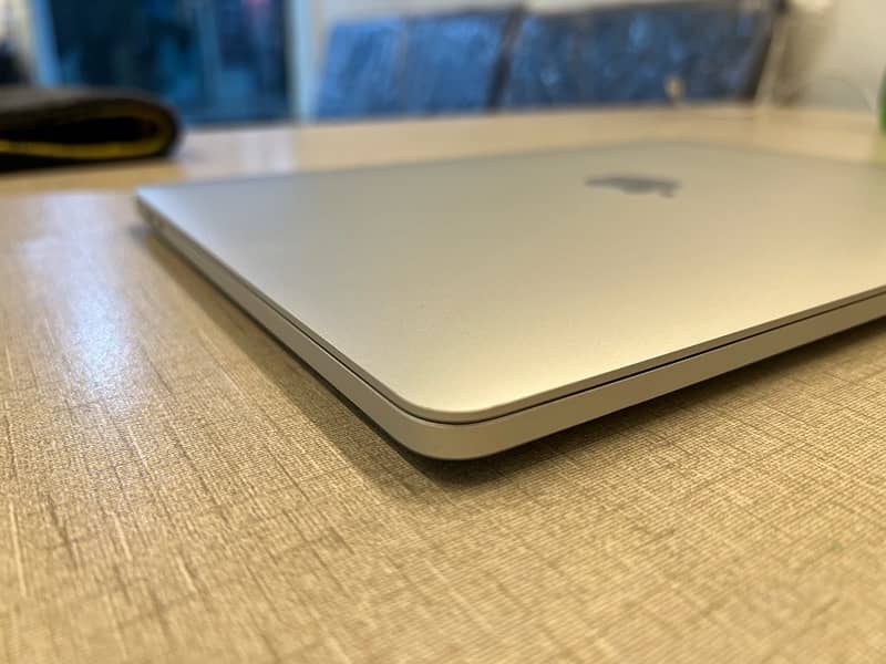 MacBook Pro M1 16/500 2