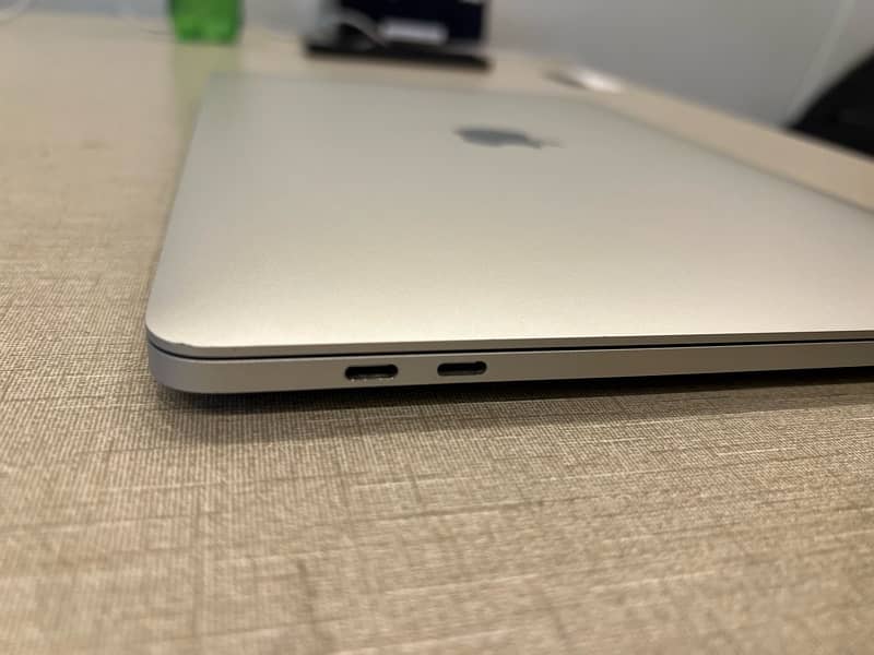 MacBook Pro M1 16/500 4