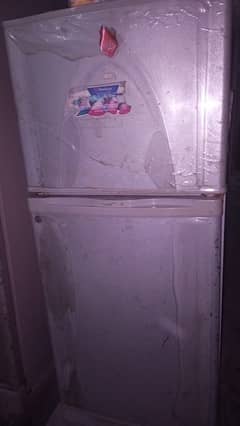 Dawlance frideg (Refrigerator)
