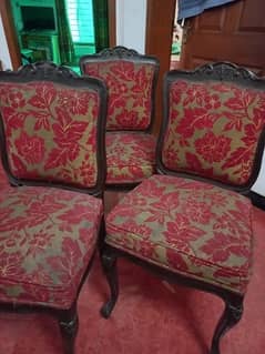 4 DINING TABLE CHAIRS wooden