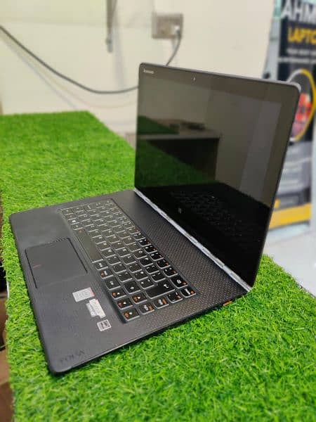 Lenovo Yoga 3 Pro-1370 13.3-inch Tablet/Notebook 2