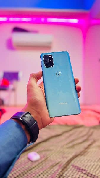 Oneplus 8t only whatsapp 03111620364 3