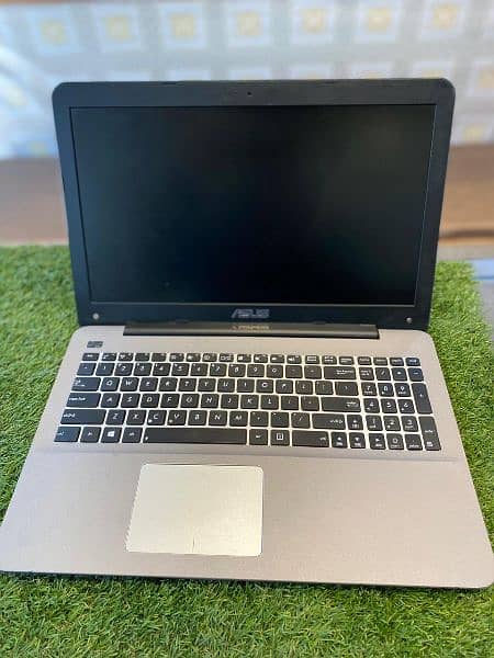 Laptop Asus i7 6th generation 3