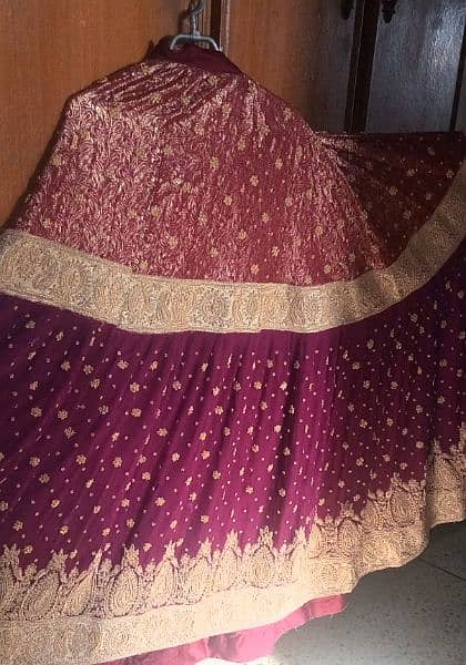 Heavy bridal dress for sale 1