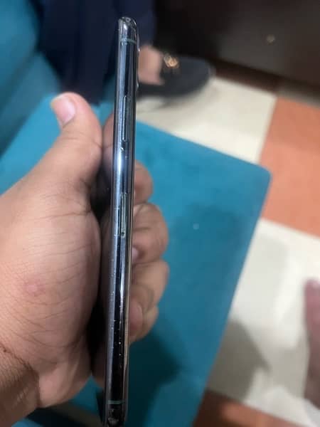 iPhone 11 Pro Max pta approved without box 1