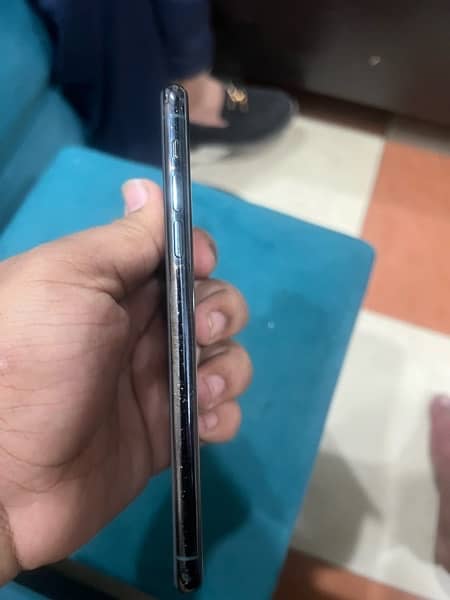 iPhone 11 Pro Max pta approved without box 2