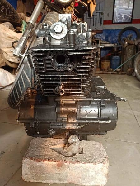motorcycle engine 3