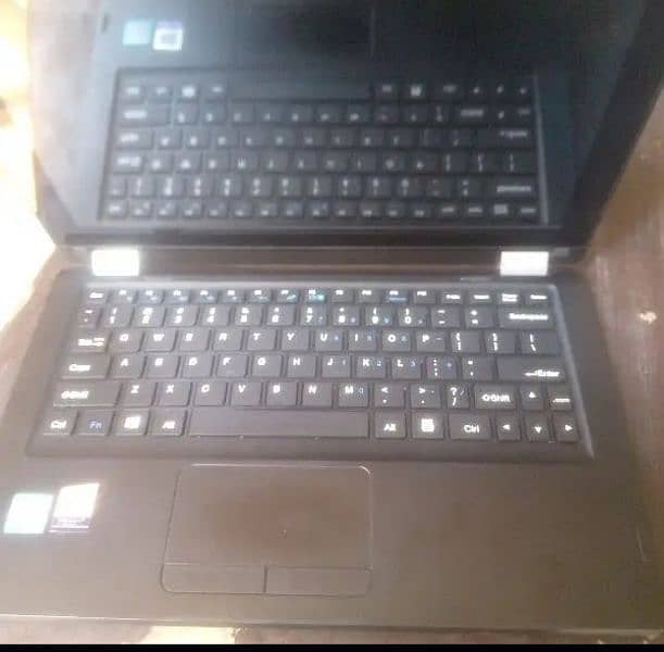 Laptop y11C 1