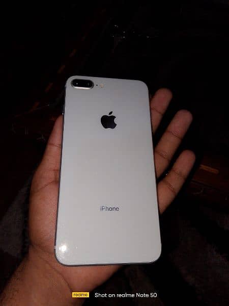 iphone 8+  pta approved 1