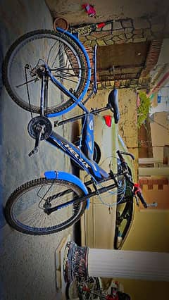 cycle blue and black colour 0