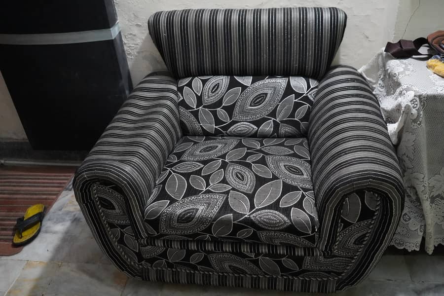 5 Seater Royal Sofa Set 3