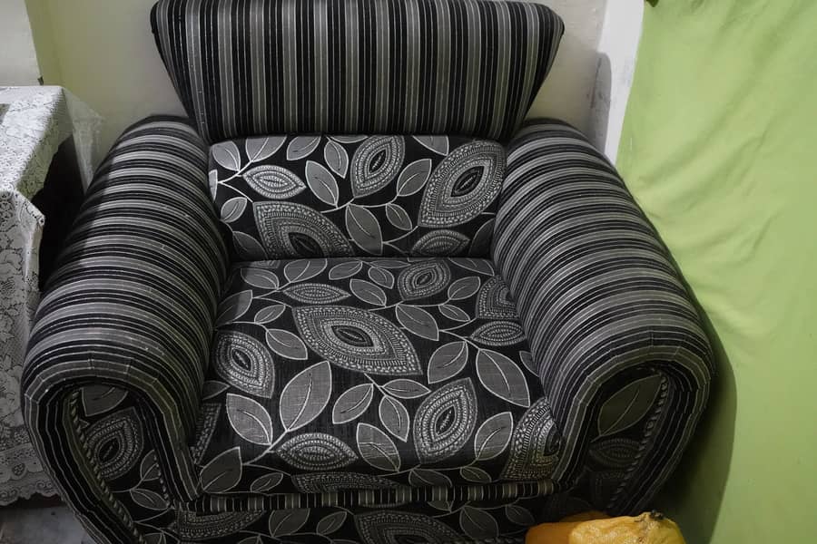 5 Seater Royal Sofa Set 7