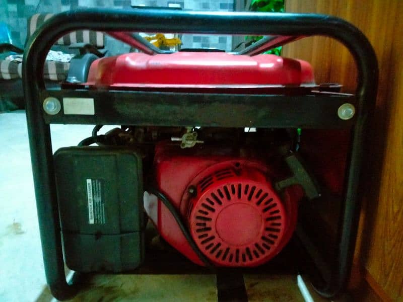 Generator for sale slightly use but good in condition 1