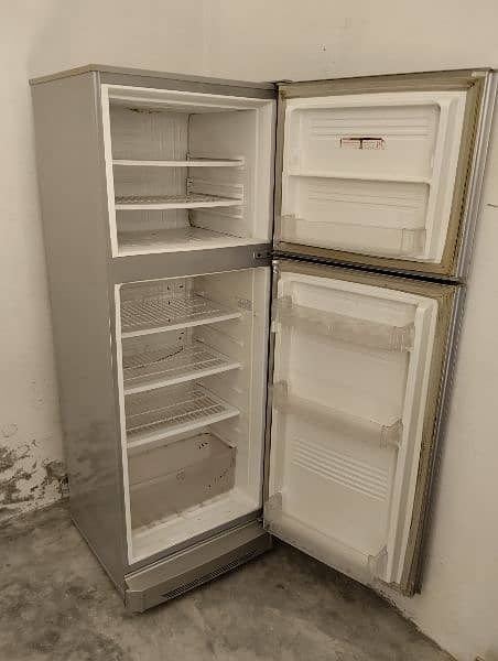 Refrigerator/ Fridge for sale 1