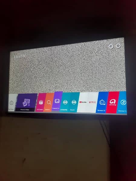 LG 43 inch LED TV Web. os 2