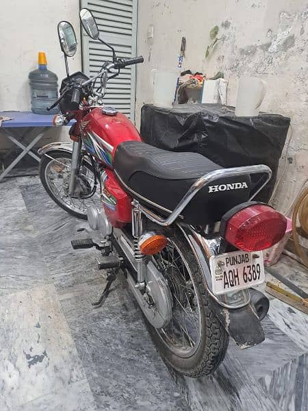 ### Title: Like-New Honda 125 for Sale – Impeccable Condition 3