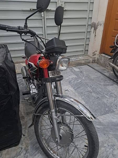 ### Title: Like-New Honda 125 for Sale – Impeccable Condition 5