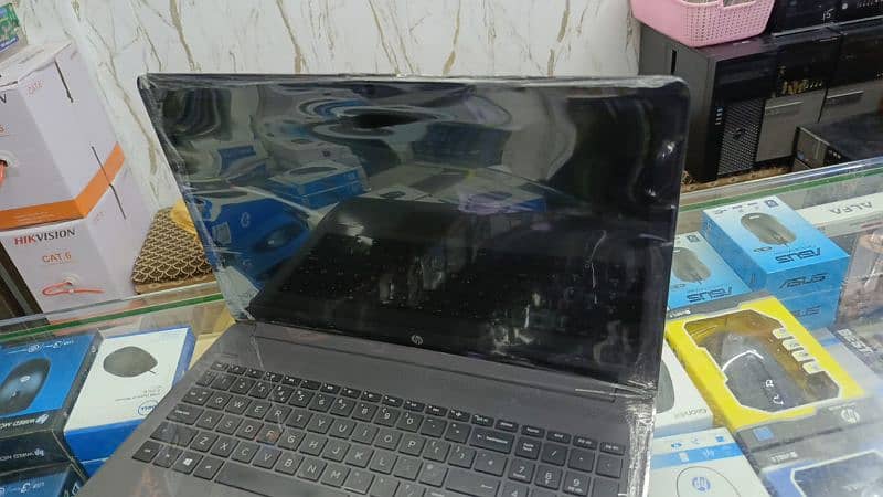 HP 250G7 8th Generation laptop 2