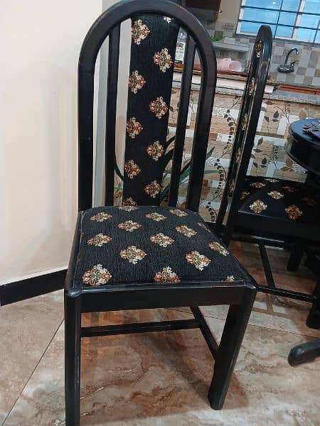 Dining table with 4 chairs 2