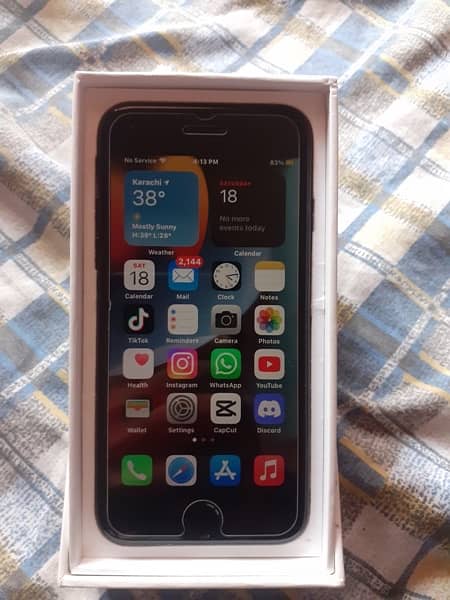 Iphone 7 Black Matte 32GB Non -PTA 3