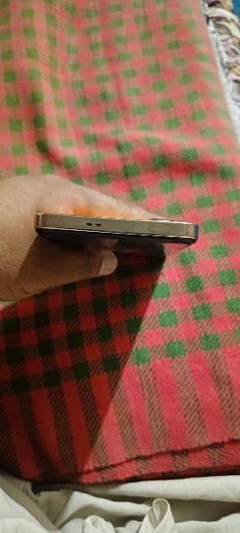 Infinix not 30 well condition 10 by 10 condition full lush scratch les 2
