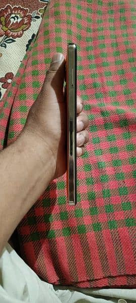 Infinix not 30 well condition 10 by 10 condition full lush scratch les 4