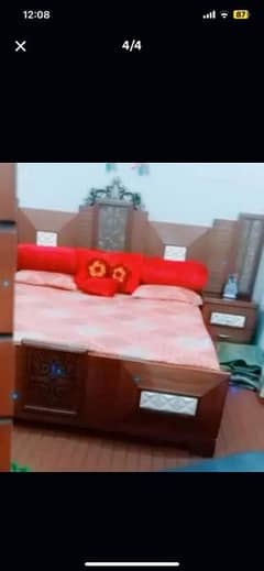 bed side table almari diwaiter &  dressing for sale good  condition