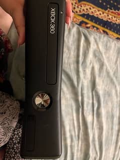 SELLING USED XBOX360