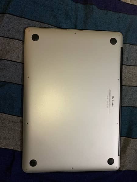 MacBook Pro for sale on cheap price 8