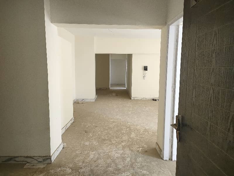 Grey Noor tower shopping mall 3bed DD 9