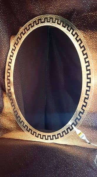 Oval Mirror 7
