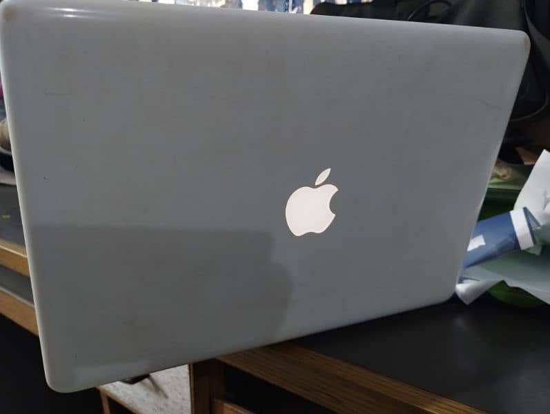 MacBook A1342 4