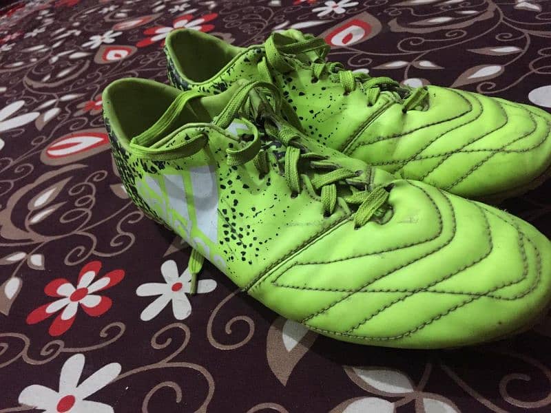 Football shoes for sale 3