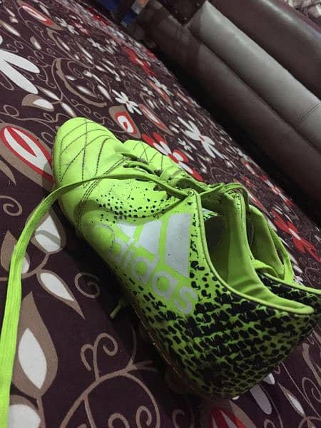 Football shoes for sale 4