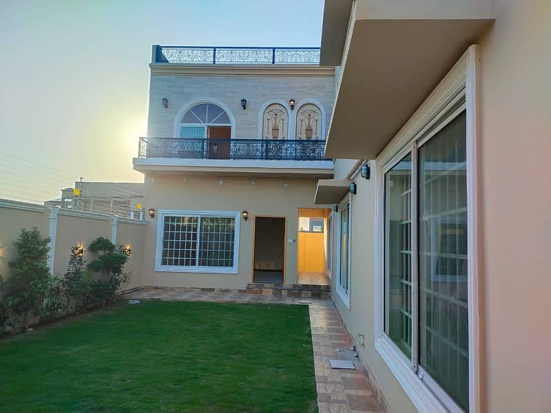 Brand New 1 Kanal Spanish House Available For Sale In Chinar Bagh 9