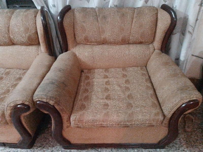 new condition sofa 3
