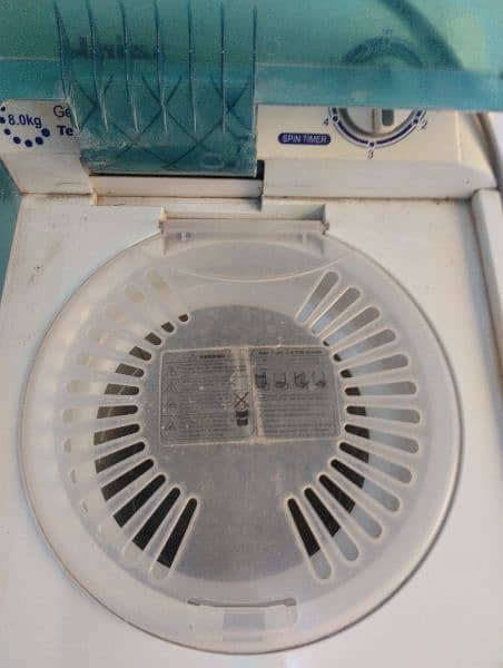 washing machine in new condition for sale 1
