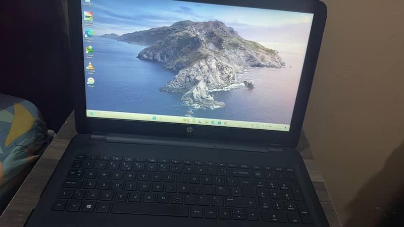 HP 15 AC151dx i5 5th Gen 4GB 500Gb HDD 6