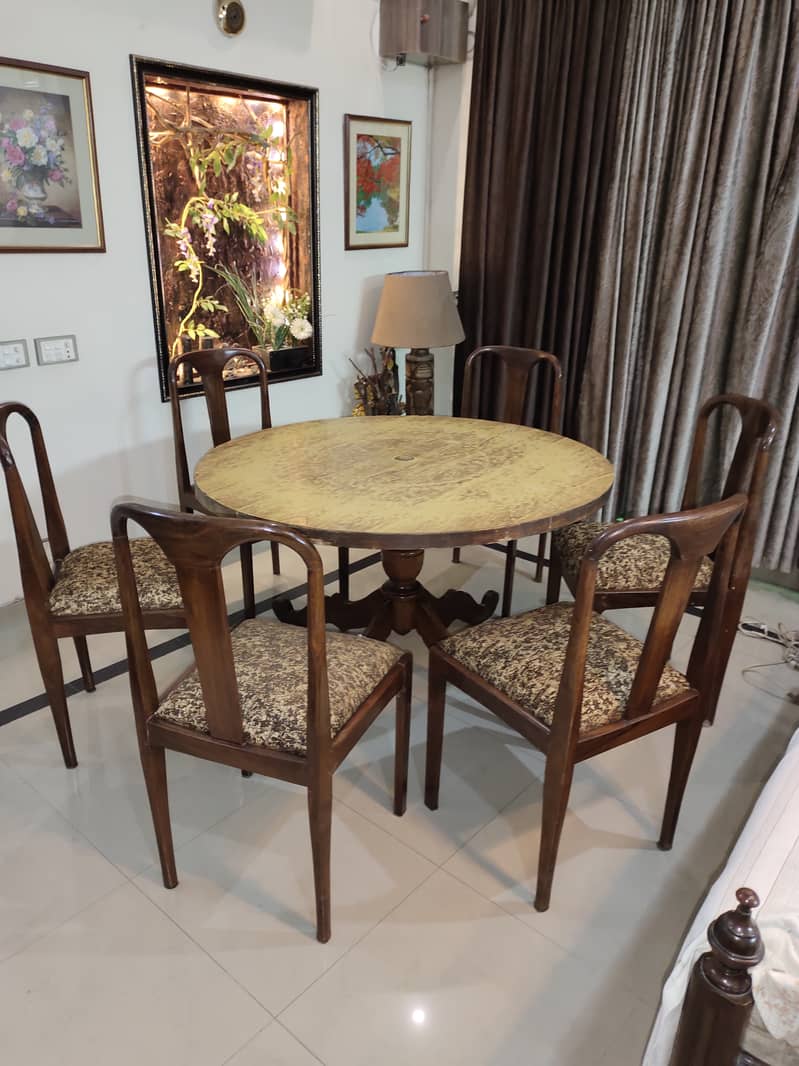 ROUND DINNING TABLE WITH 6 CHAIRS (PURE SHEESHAM) 1