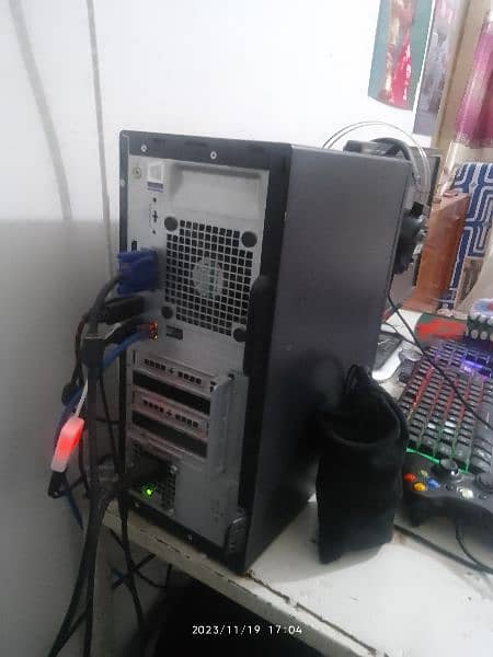 Dell OPTIPLEX 3070 2