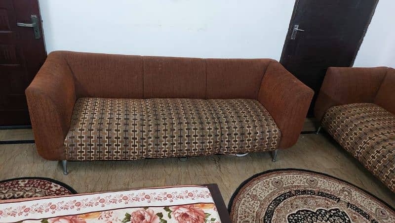 Sofa set 3 seater for sale. 3