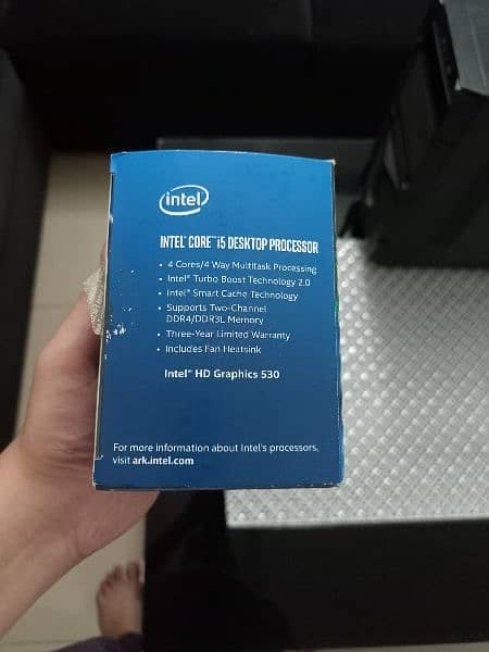 Intel i5-6500 6th generation processor original box and heatsink 3