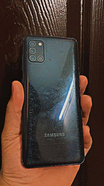 samsung A31 4/128 with box 4