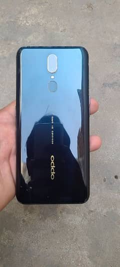 oppo f11 4/64 pta approved