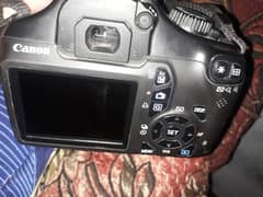 CANON  EOS 1100D with 3 Batteries and battery box 0