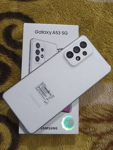 I am sale Samsung galaxy A53 5G 8gb 128gb with box 5