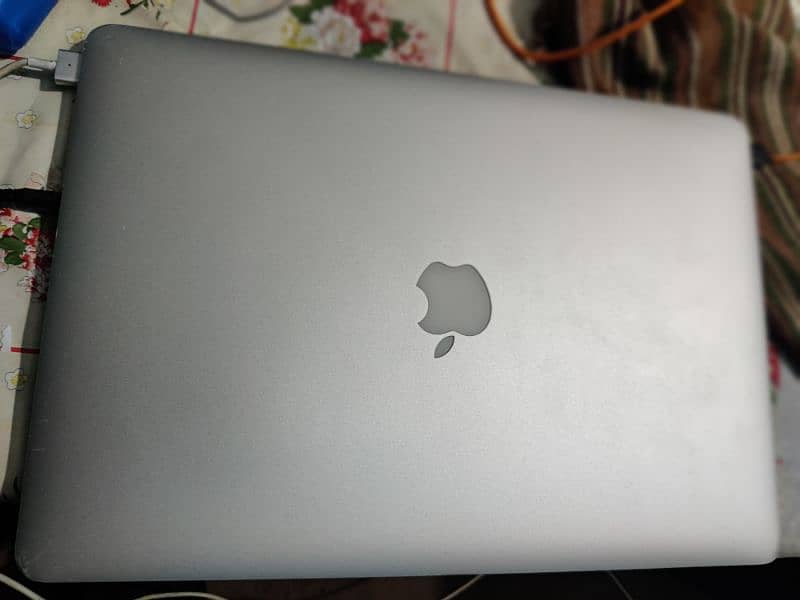 Mac Book Pro For Sell 1
